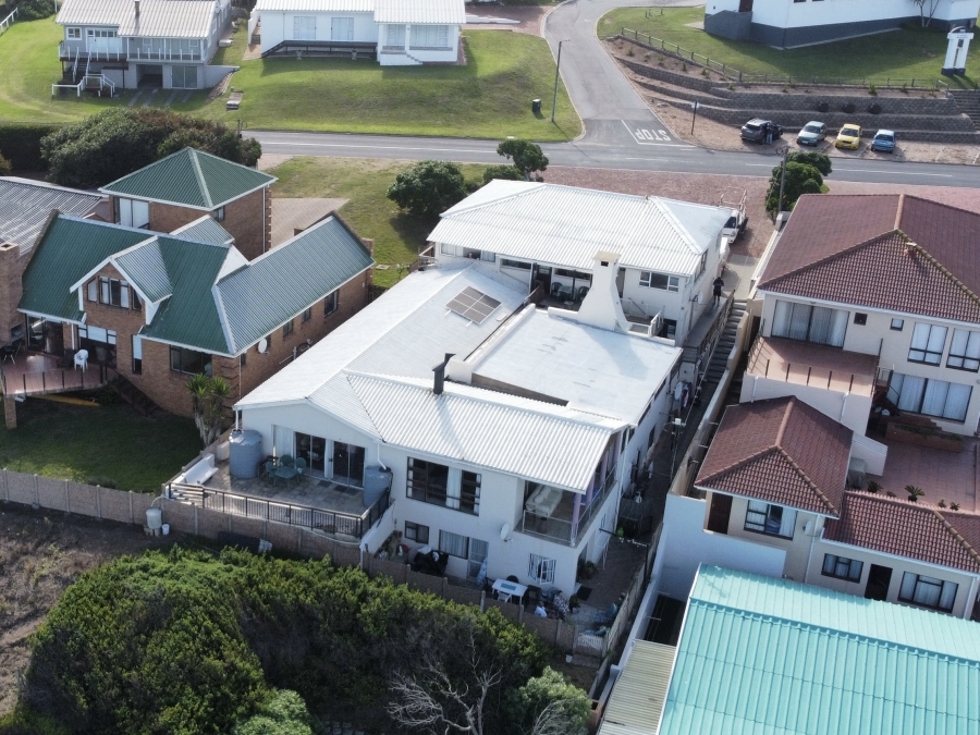 13 Bedroom Property for Sale in Jongensfontein Western Cape